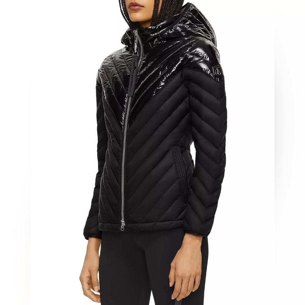 Moose Knuckles Exhibition Puffer Jacket Chevron size small down coat black